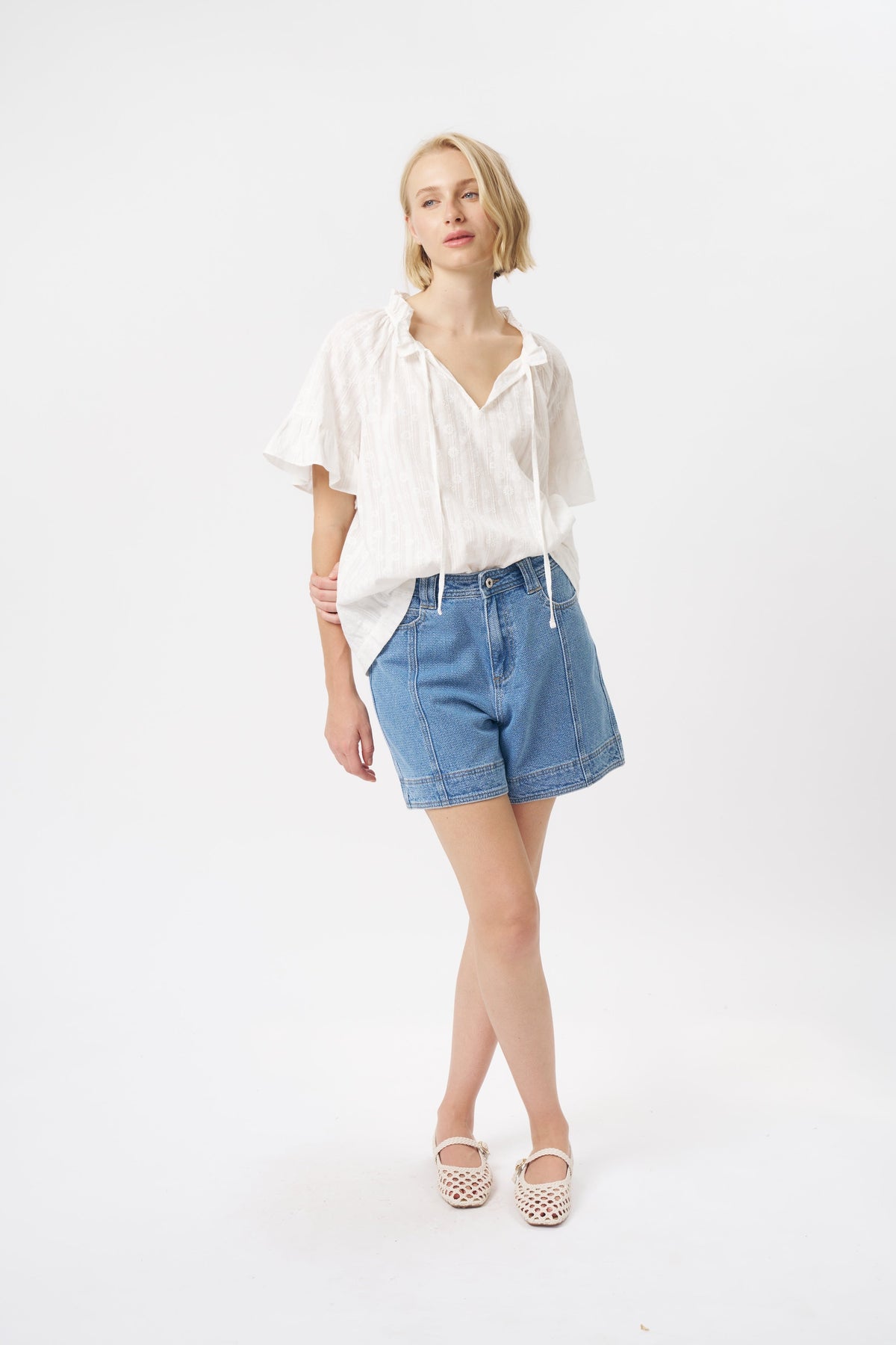 Kireina - Patricia Shirt - White with White Flower