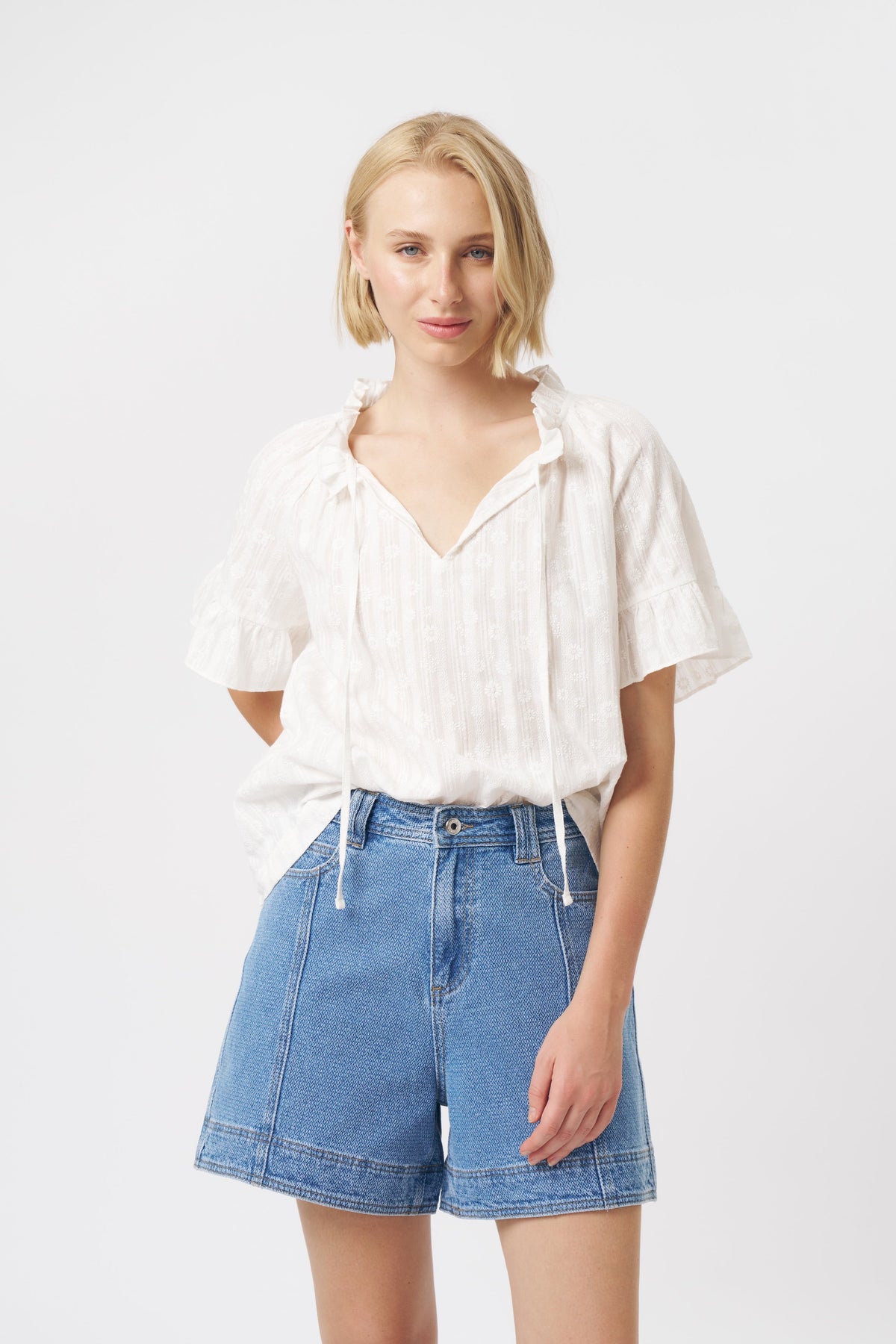 Kireina - Patricia Shirt - White with White Flower