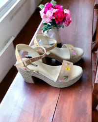 Nattiva Floral Platform Sandal