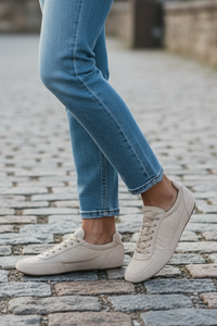 Django & Juliette - Brinkle Cream