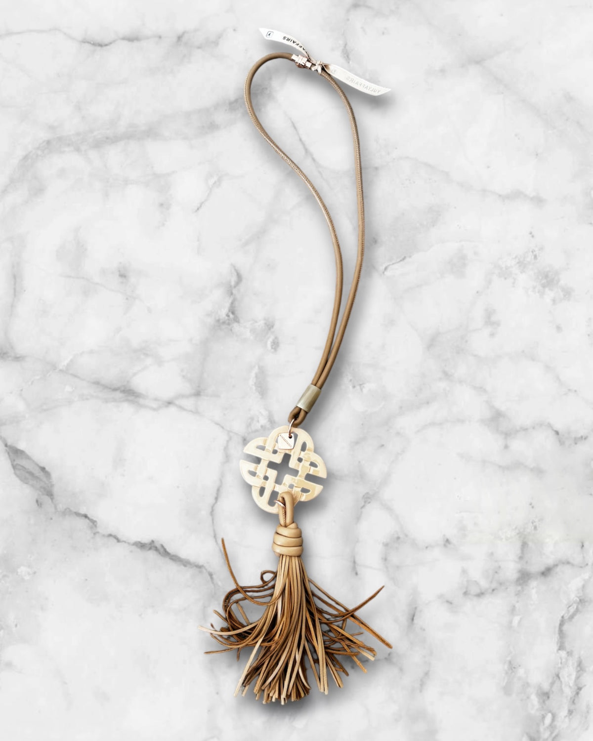 MADITA-FEDORA Horn & lamb leather Necklace