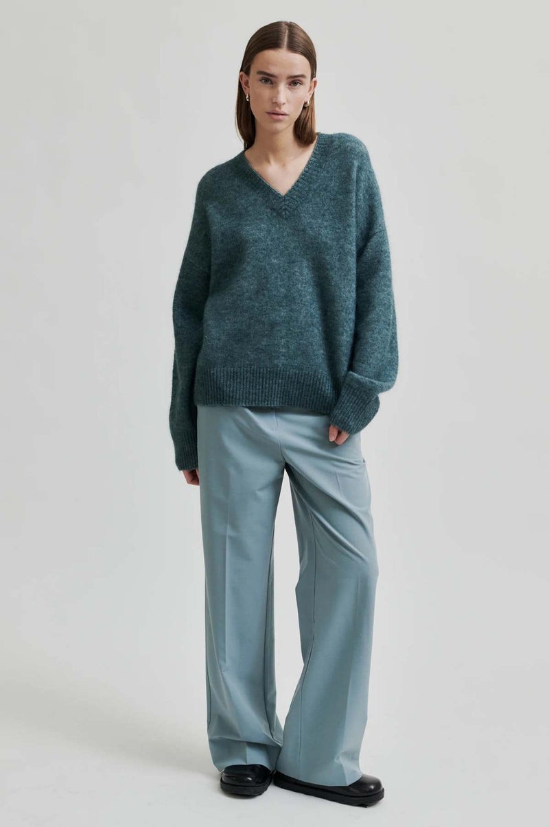 Second Female - Brook V Neck Balsam Green
