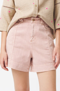 Kireina Sydney Short Musk Pink centre seam detail