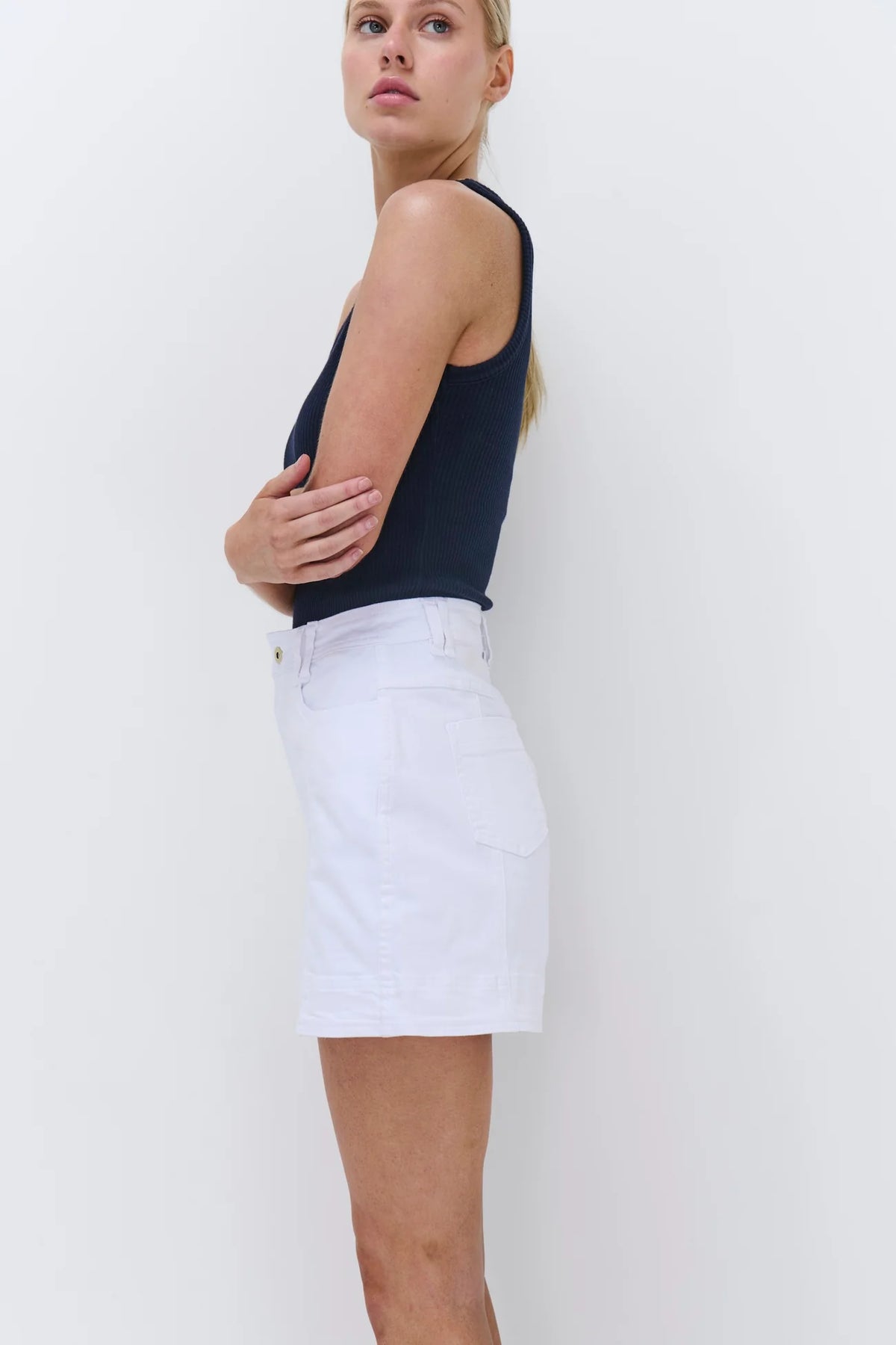 Kireina - Sydney Short - Snow White