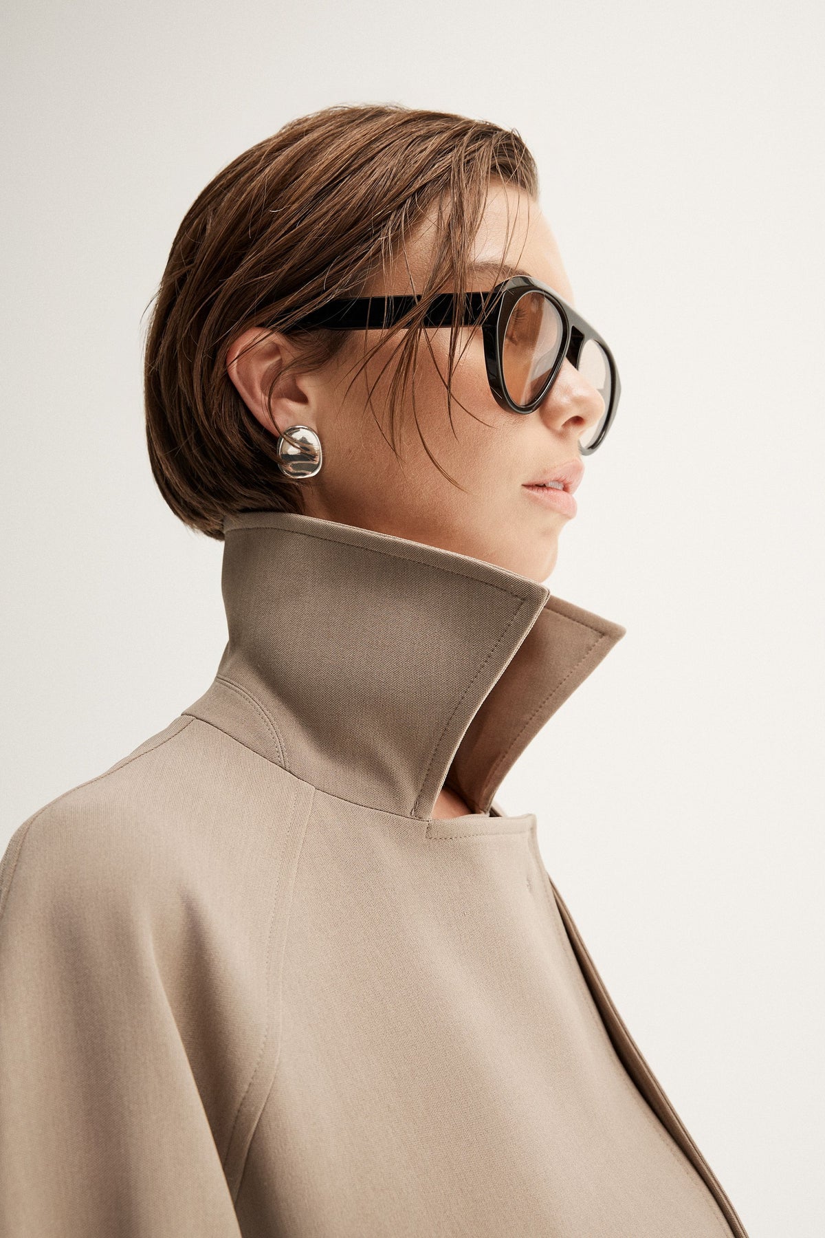 Elka - Selena Cropped Trench Coat - Taupe