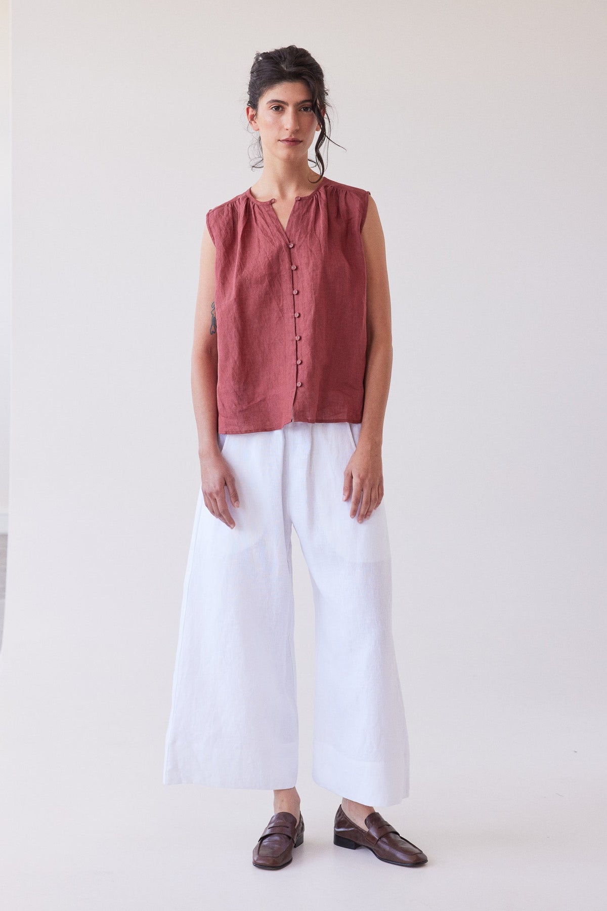 Eva's Sunday Clara Sleeveless Top Burnt Sienna with Oliver Pant White