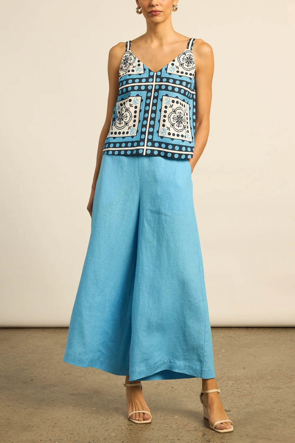 Zoe Kratzmann - Memo Top - Bay Scarf