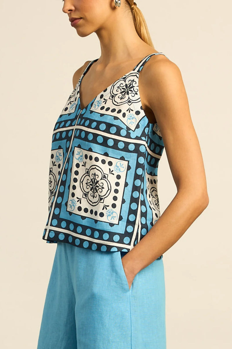 Zoe Kratzmann - Memo Top - Bay Scarf