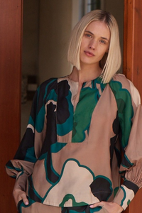 Zoe Kratzmann - Signal Top - Organic Botanic
